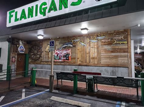 Joe "Big Daddy" Flanigan opened the first Flanigan&39;s in 1959, in Pompano Beach. . Flanigans seafood bar and grill fort lauderdale menu